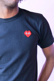 COMME des GARÇONS PLAY INVADER HEART BLACK TEE