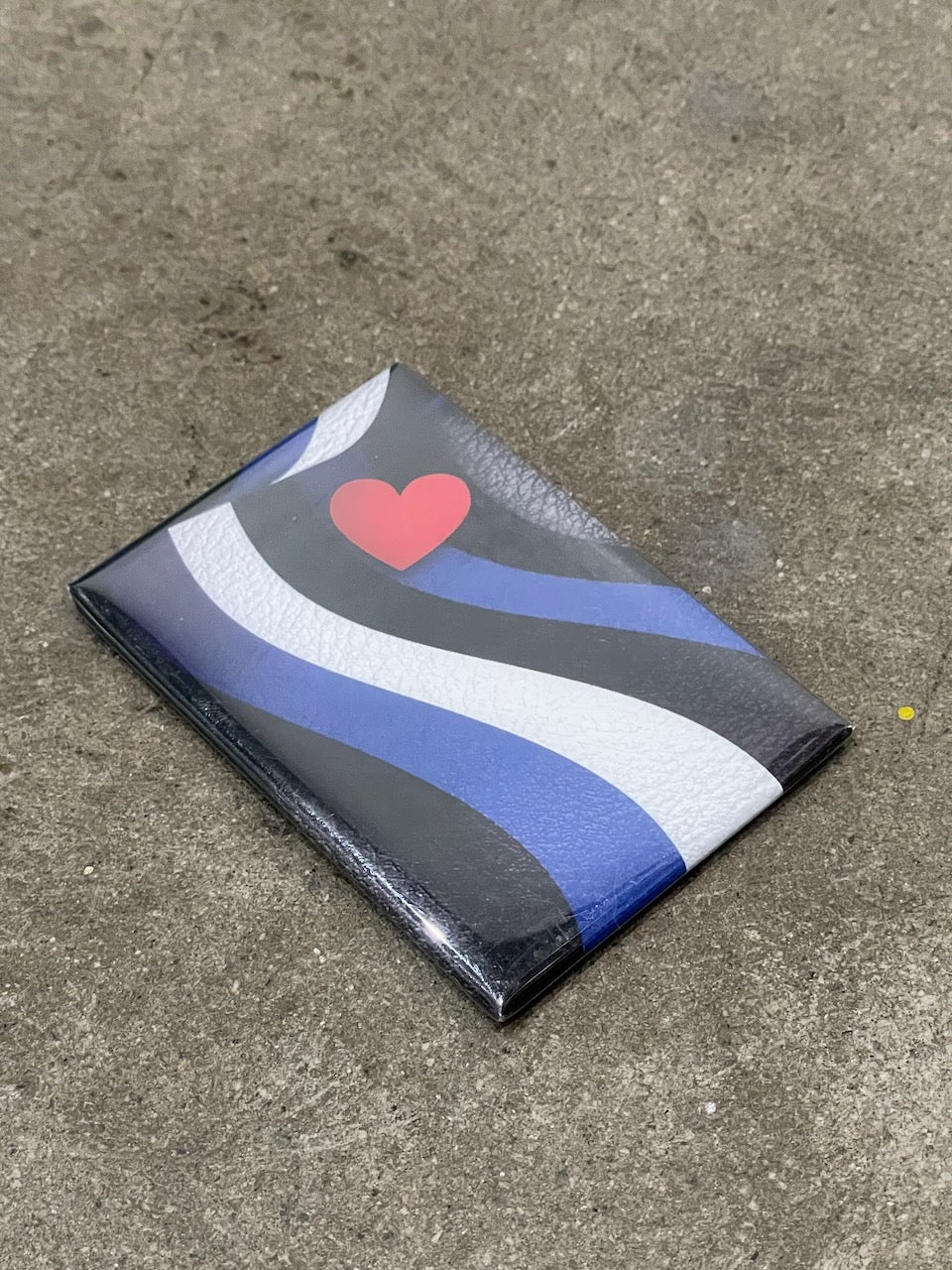 WAVE LEATHER FLAG Magnet