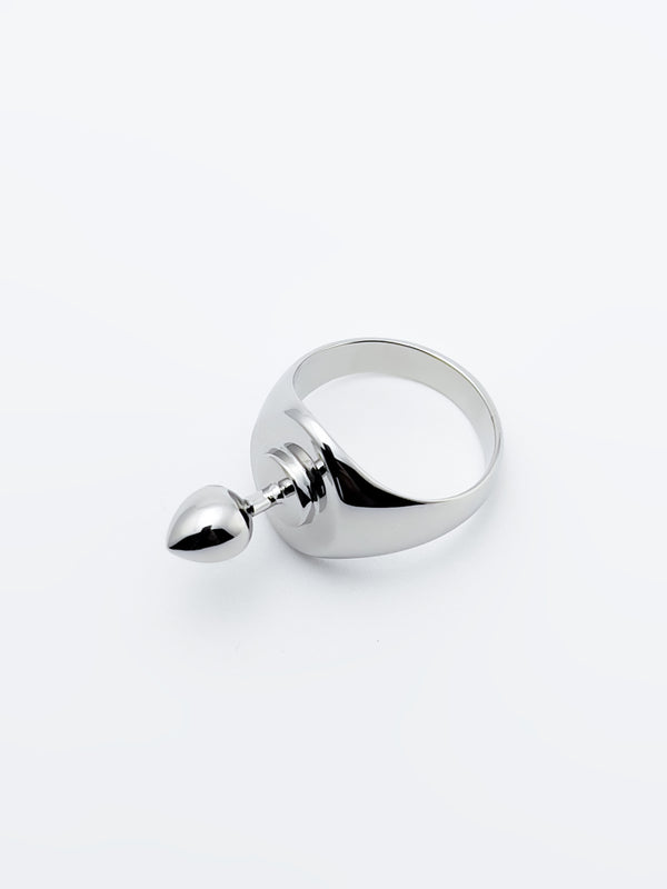 KISKA LAB MINI PLUG SIGNET PLATINUM RING