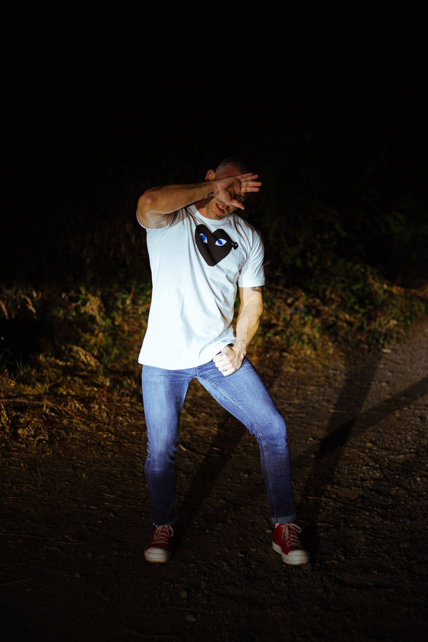 COMME des GARÇONS PLAY SMALL BLACK HEART T-SHIRT WHITE