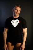 COMME des GARÇONS PLAY WHITE HEART ON BLACK TEE W. PATCH