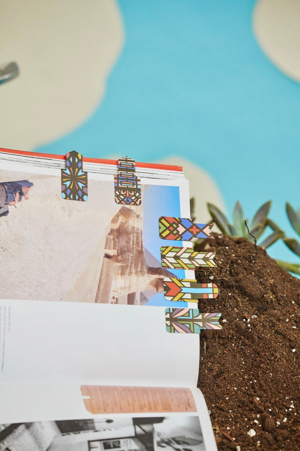 FRANK LLOYD WRIGHT DESIGNS MAGNETIC BOOKMARK SET