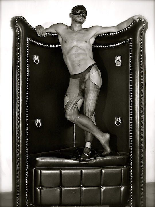 Rick Castro, CORNER SETTEE FRONT, (2011)